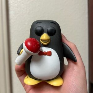 Funko Pop Wheezy with Red Microphone Disney ( out of box)